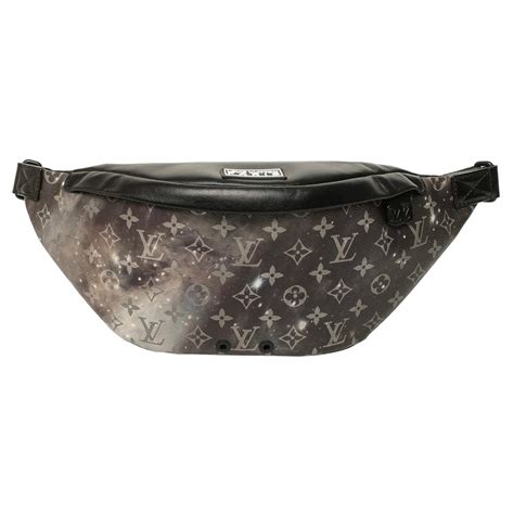 marsupio louis vuitton prezzo|Louis Vuitton Marsupio Discovery PM Galaxy Monogram .